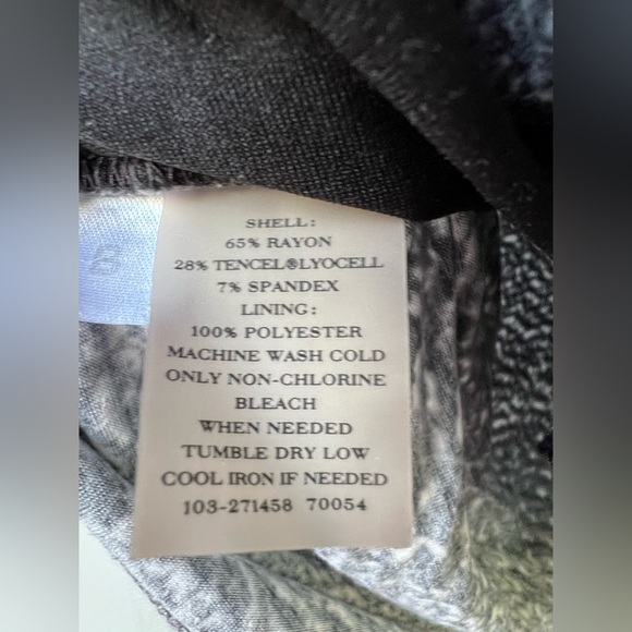 Ann Taylor Gray Asymmetrical Ruched Tank Top - Picture 7 of 7